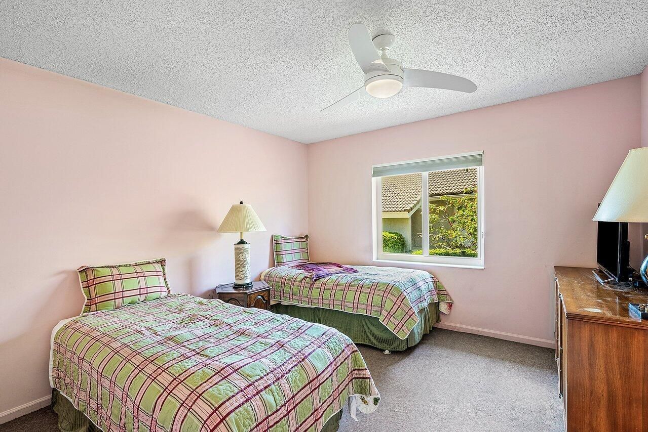 10215 Boca Woods Lane — Boca Raton, FL 33428