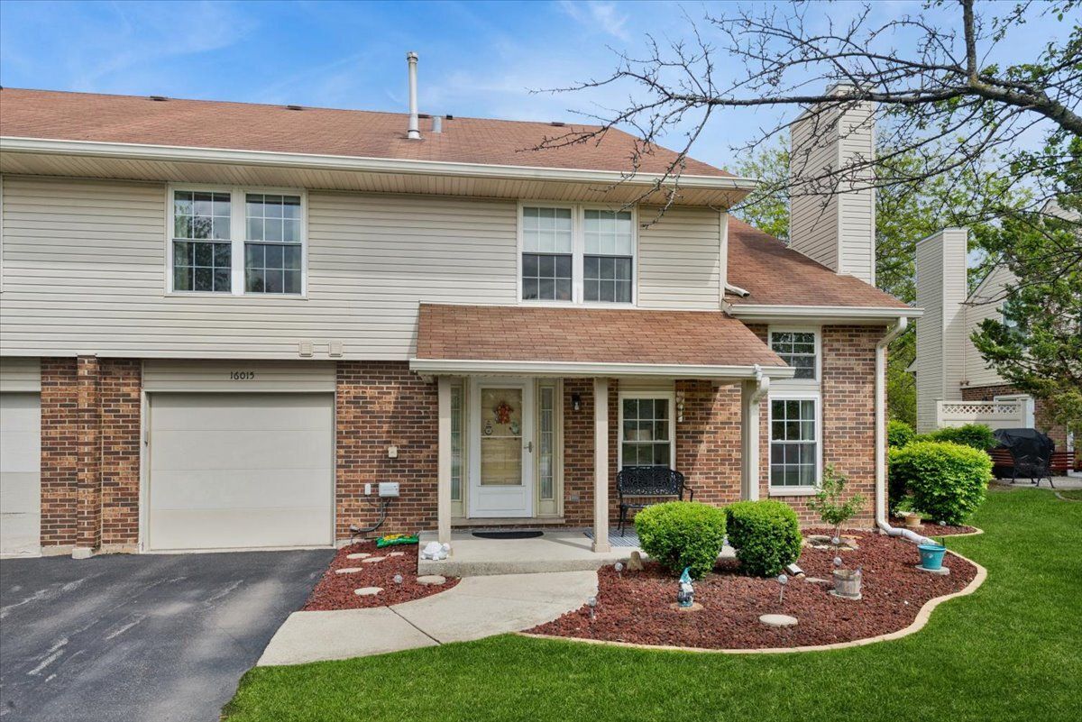 16015 84th Place, Tinley Park, IL 60487