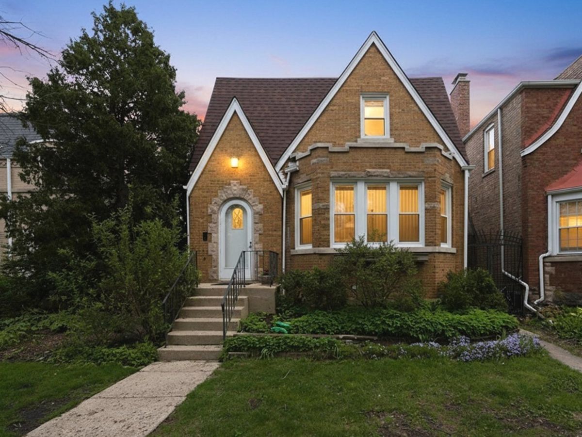 5919 Bernard Street, Chicago, IL 60659