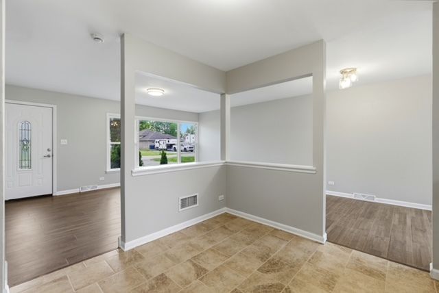 1218 174th Street, East Hazel Crest, IL 60429