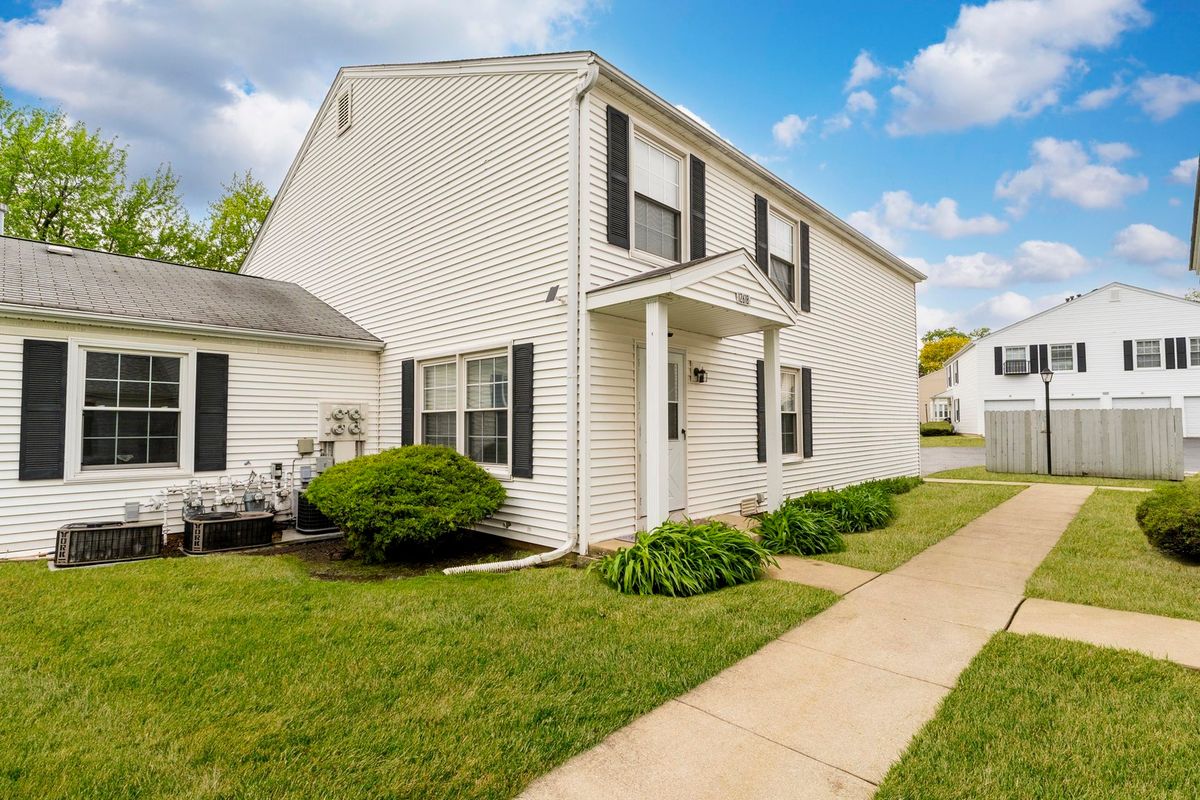 1261 Prairie Avenue, Glendale Heights, IL 60139