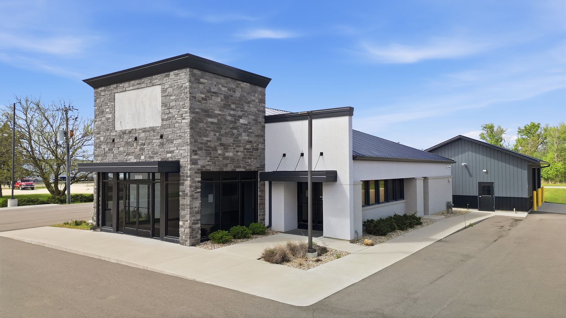 1010 S Il Route 251 — Rochelle, IL 61068