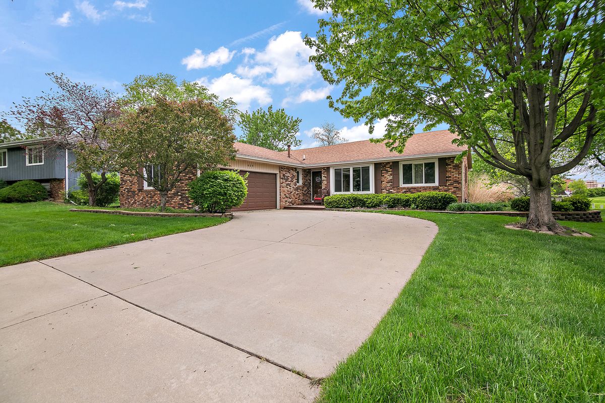 659 Woodstock Lane, Bourbonnais, IL 60914