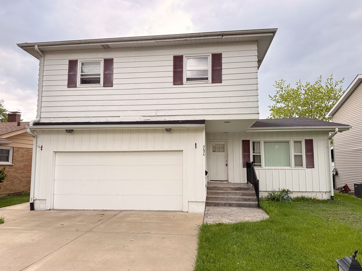 3636 EMERALD Avenue, Steger, IL 60475
