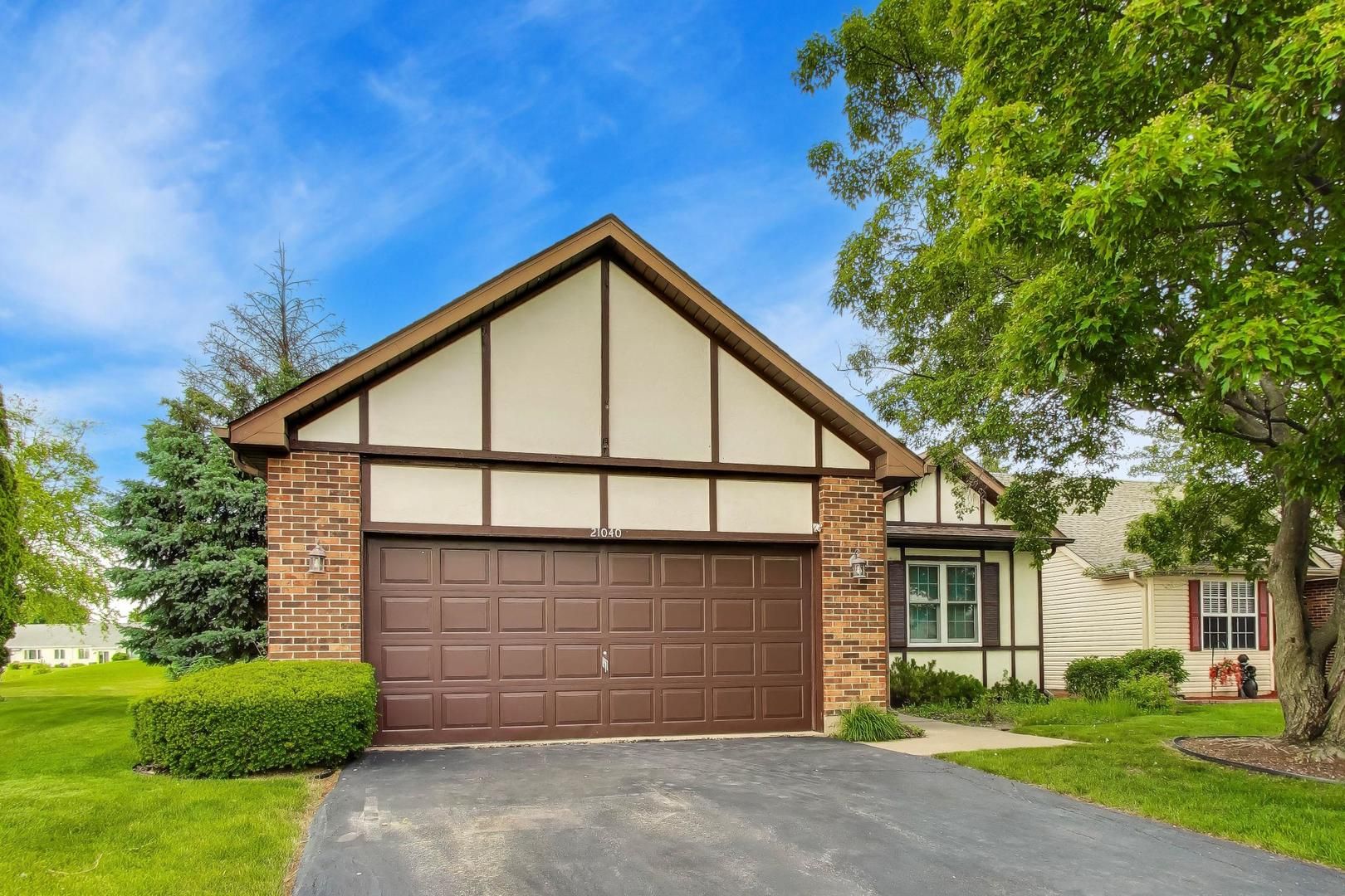21040 W Hazelnut Lane — Plainfield, IL 60544