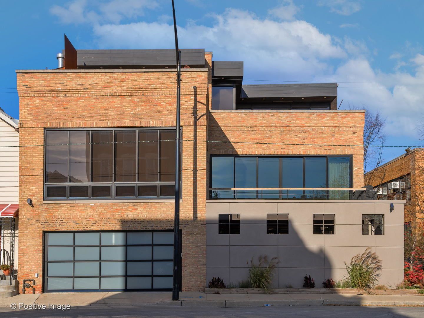 1302 W Erie Street — Chicago, IL 60642