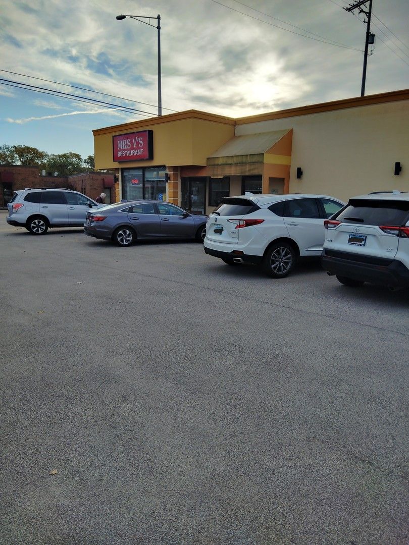 1640 S River Road — Des Plaines, IL 60018