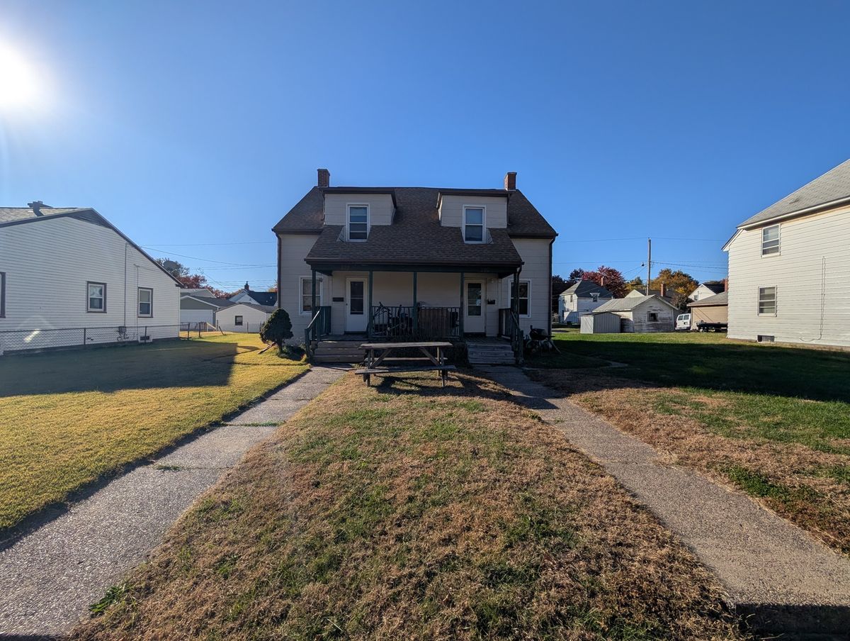 222 Elmwood Avenue, Davenport, IA 52802