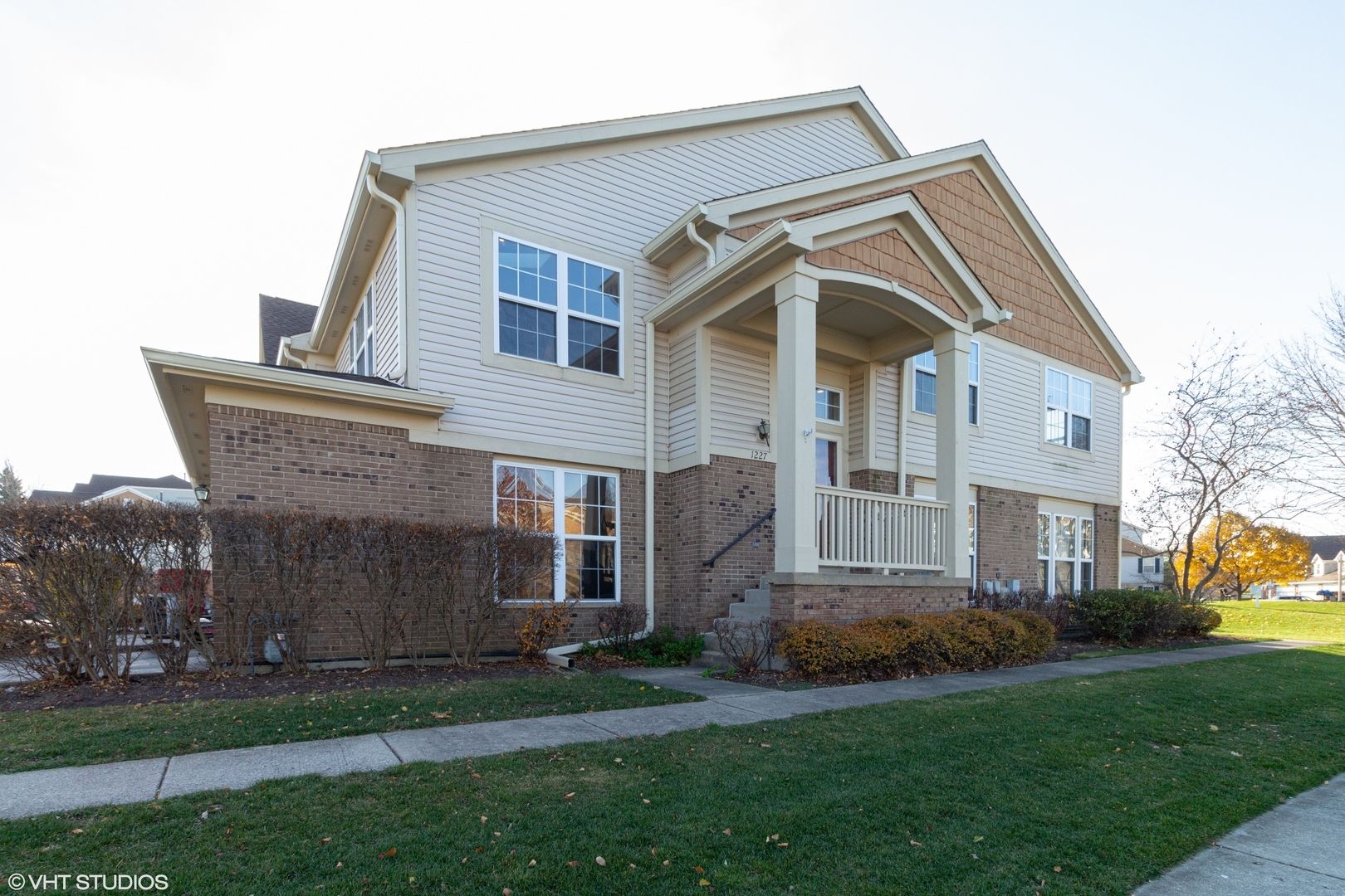 1227 Georgetown Way — Vernon Hills, IL 60061