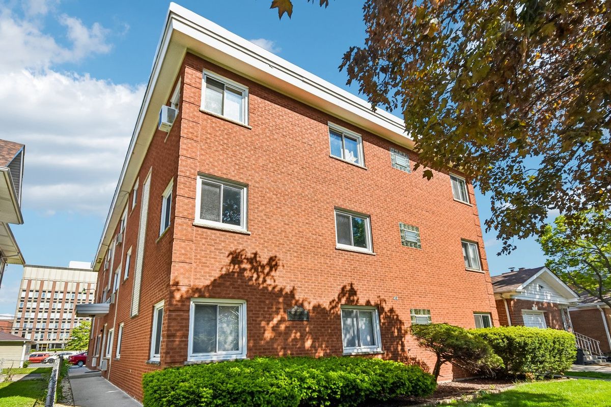 424 ELGIN Avenue, Forest Park, IL 60130