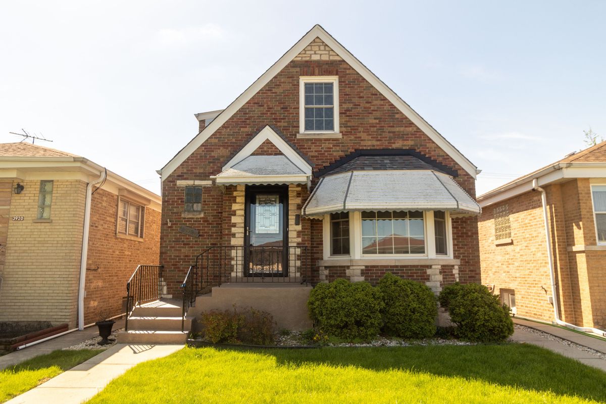 3924 Oconto Avenue, Chicago, IL 60634