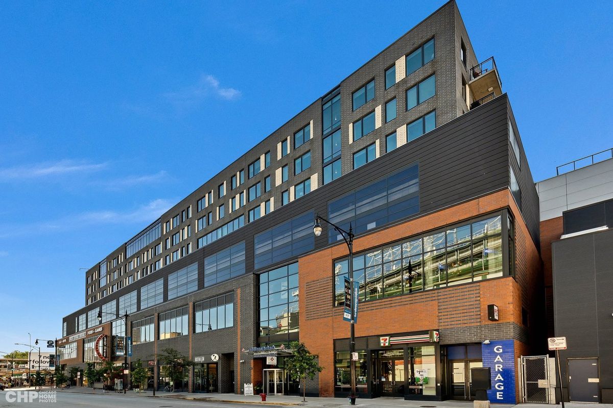 1025 Addison Street, Chicago, IL 60613