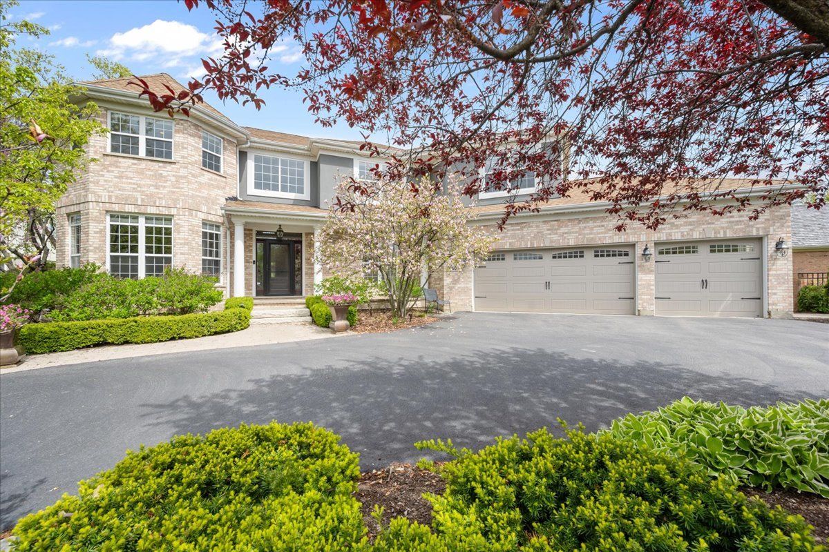 3390 Whirlaway Drive — Northbrook, IL 60062