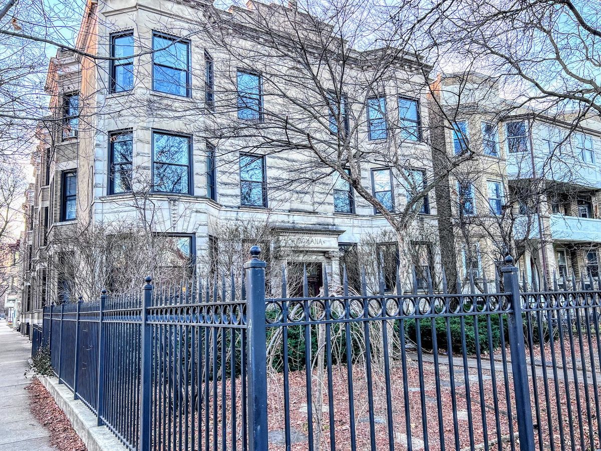 2502 KEDZIE Boulevard, Chicago, IL 60647