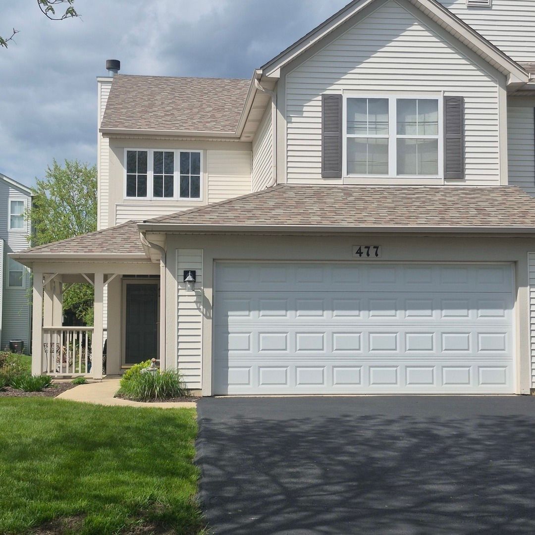 477 Peregrine Parkway, Bartlett, IL 60103