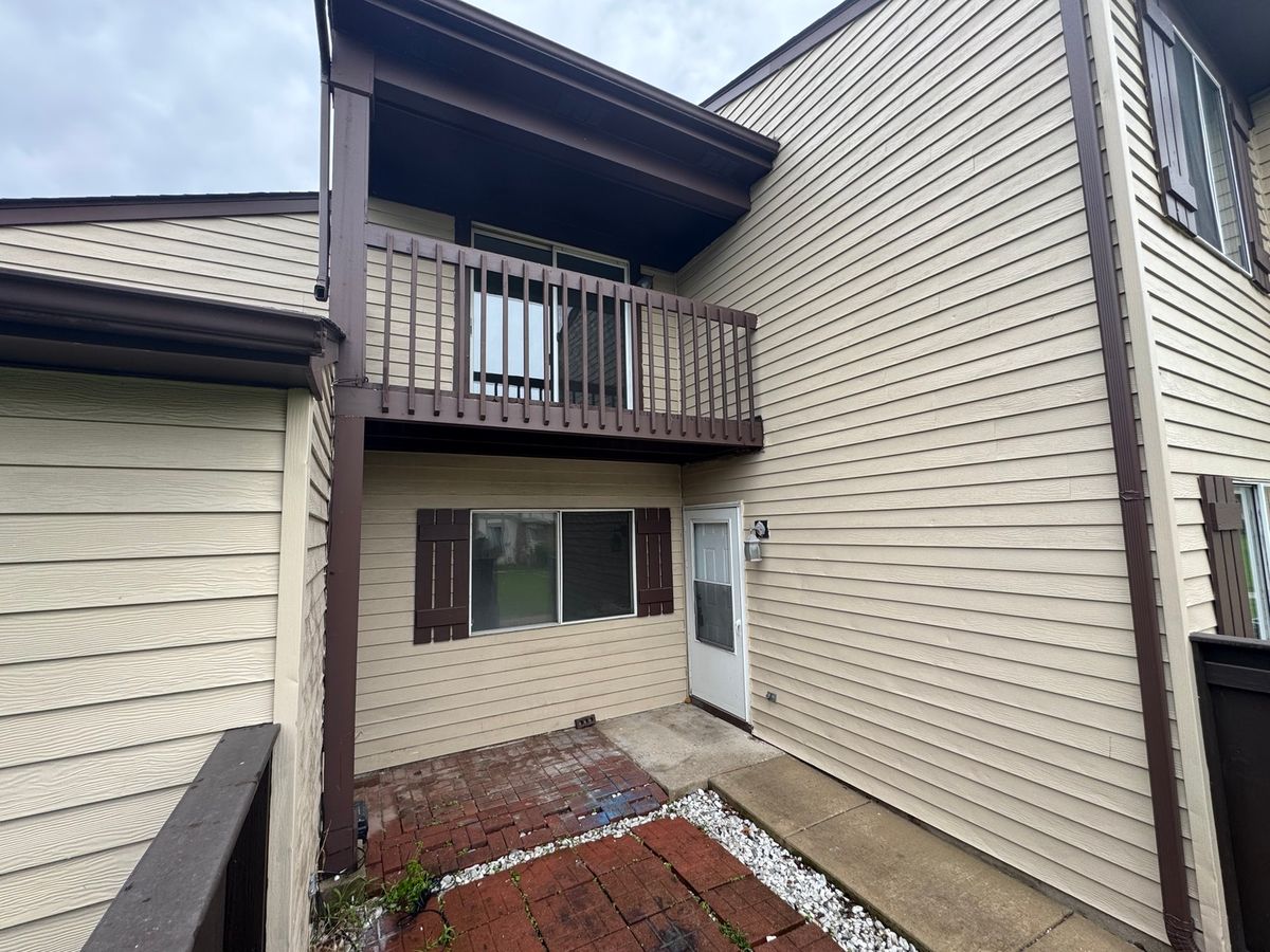 10G Fernwood Drive, Bolingbrook, IL 60440