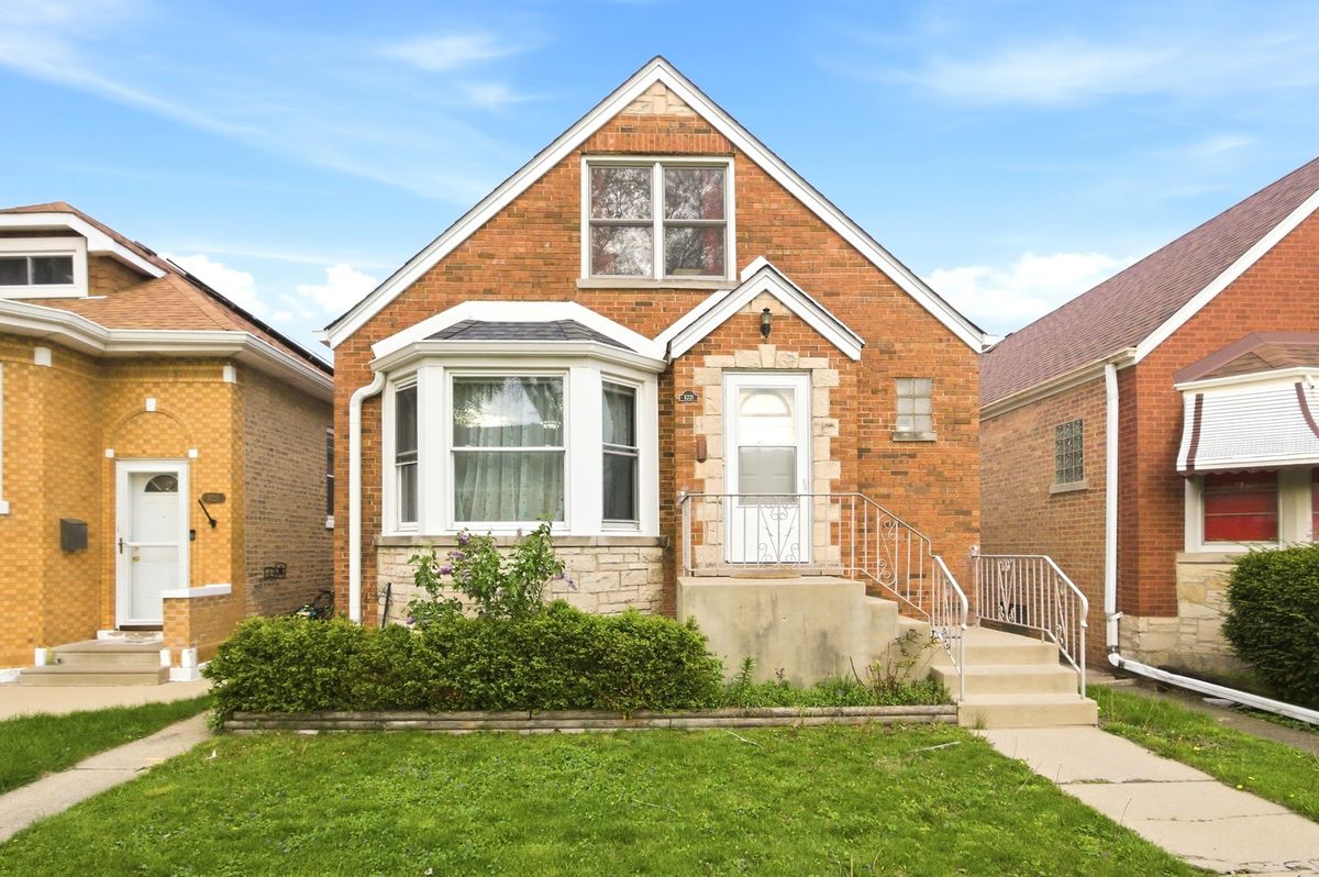 5221 Marmora Avenue, Chicago, IL 60630
