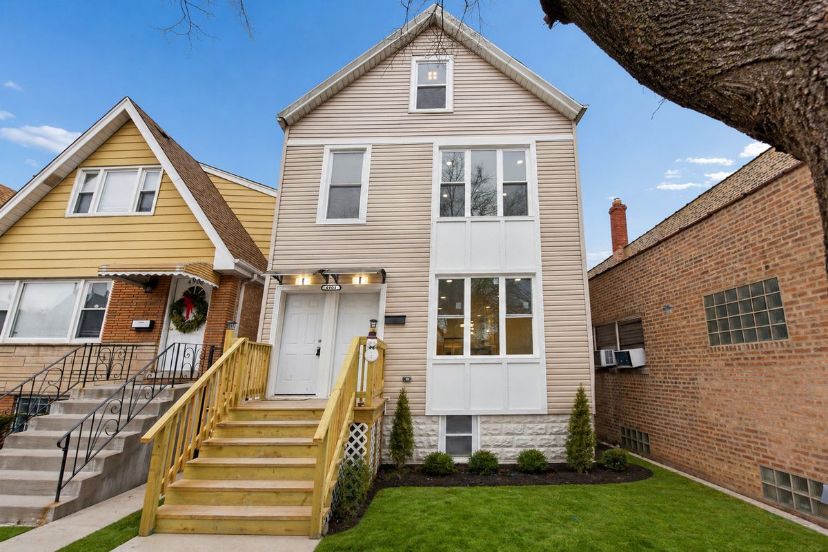 4904 31st Street, Cicero, IL 60804