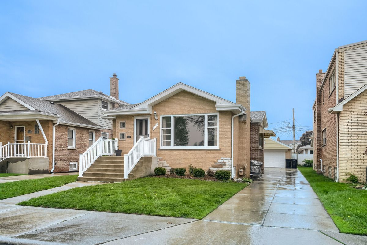 3755 112th Place, Chicago, IL 60655