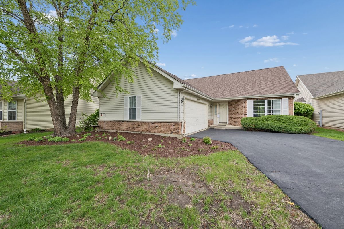 20976 Olive Street, Plainfield, IL 60544
