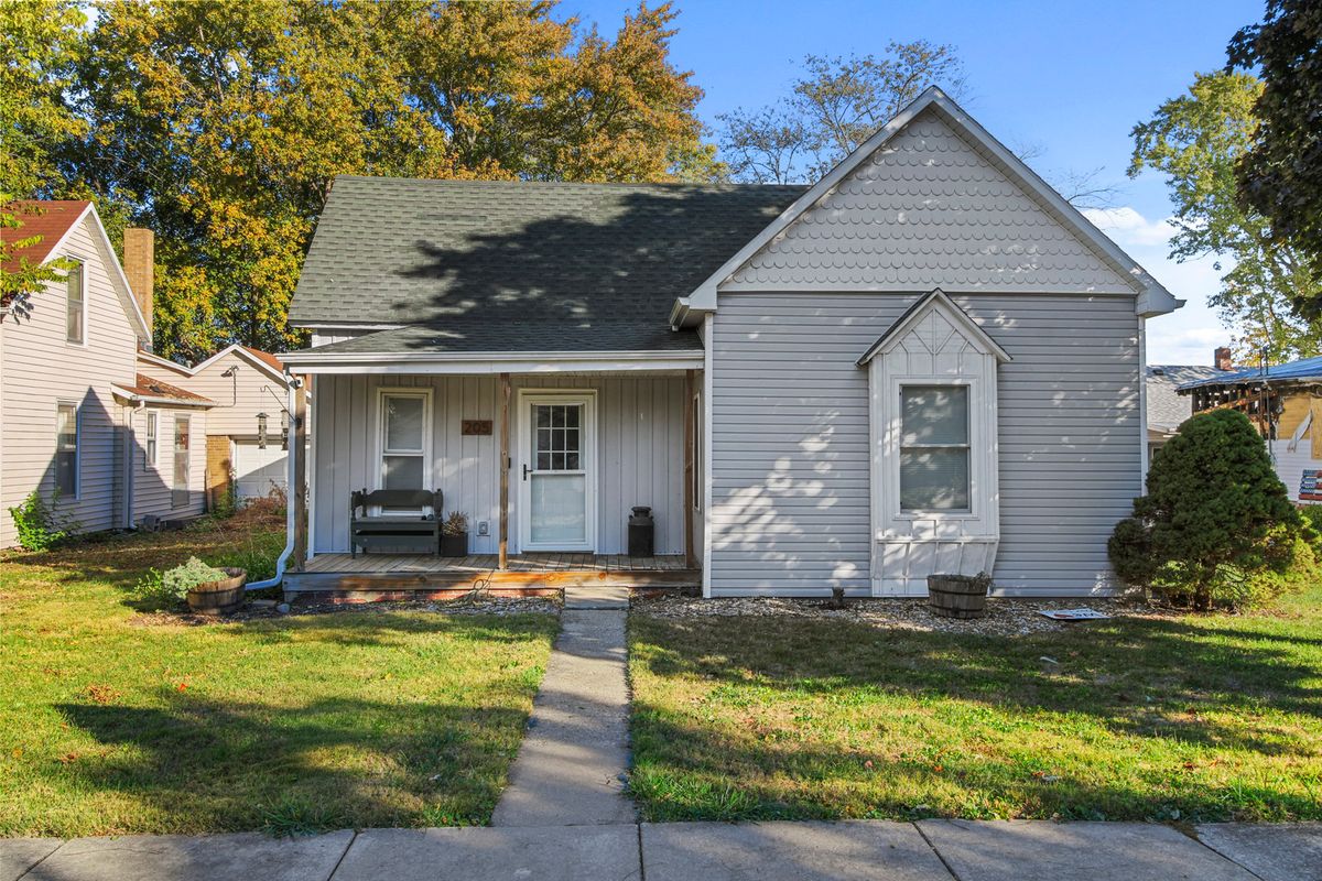 205 Kyle Street, Ogden, IL 61859