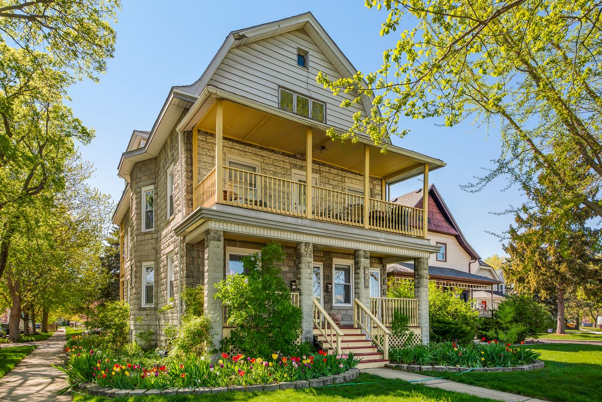 426 La Grange Road, La Grange Park, IL 60526