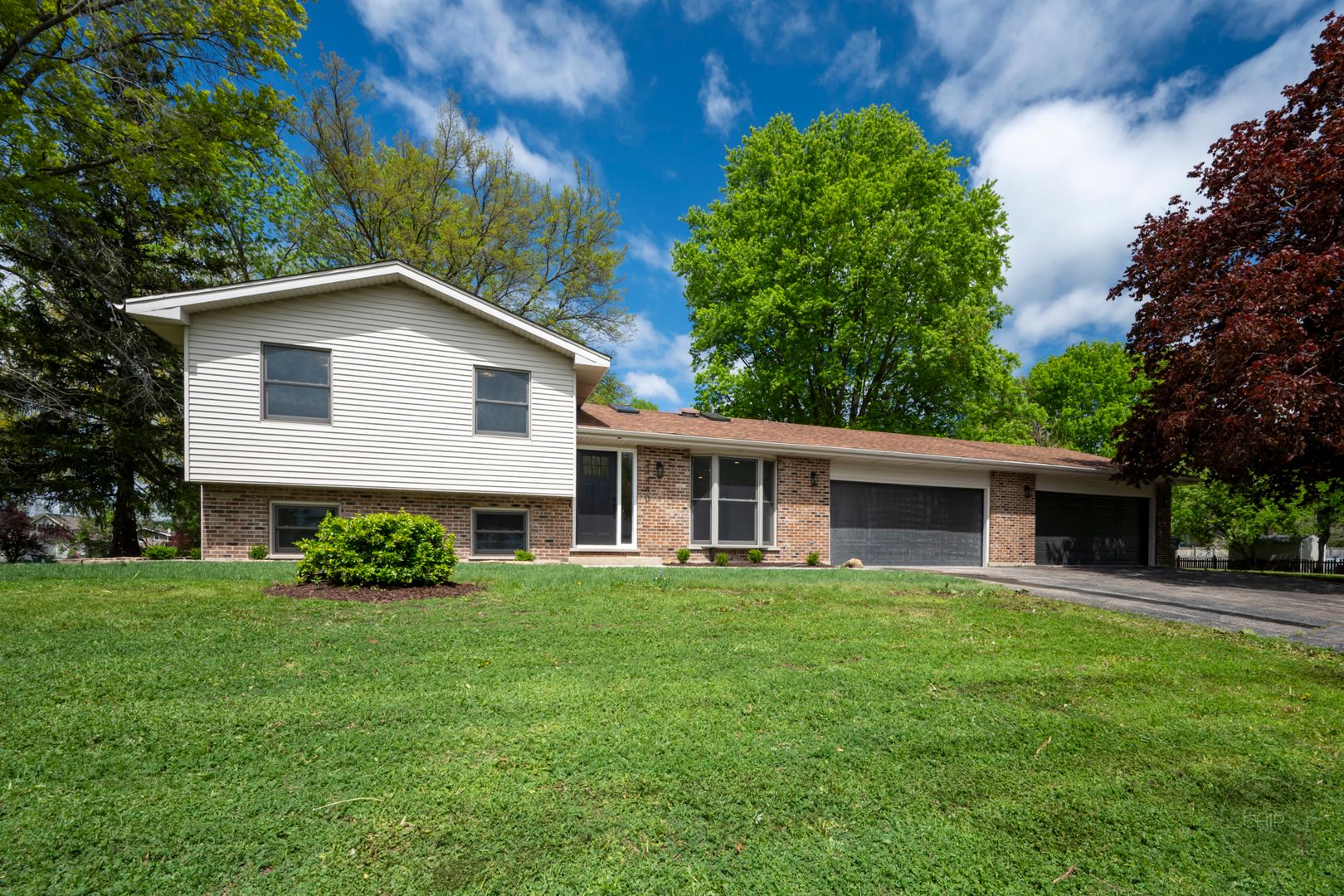 24340 Davids Court — Naperville, IL 60564