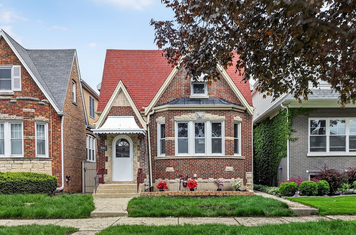 5624 Pensacola Avenue, Chicago, IL 60634