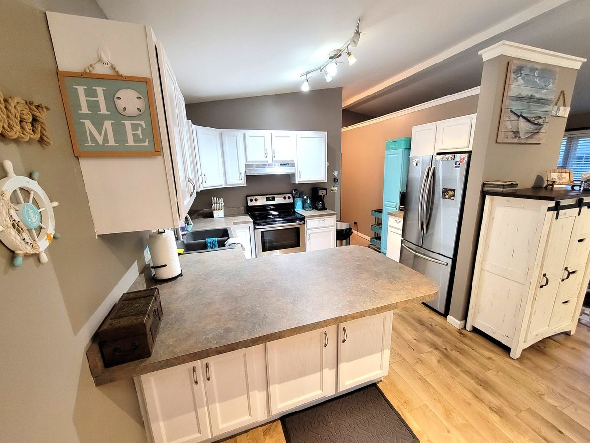 13 Birch Drive, Putnam, IL 61560