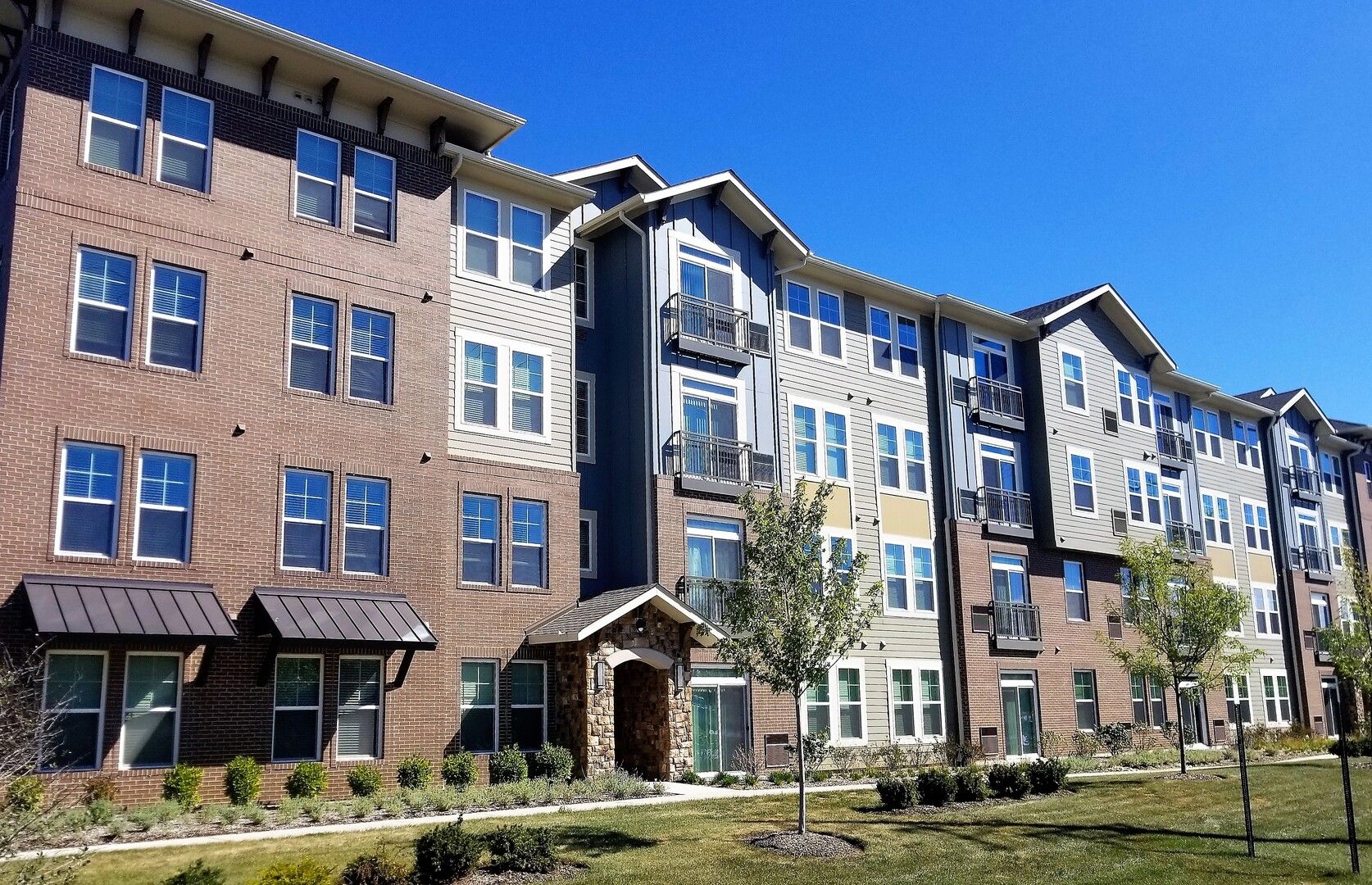700 E Algonquin Road #2312 — Schaumburg, IL 60173