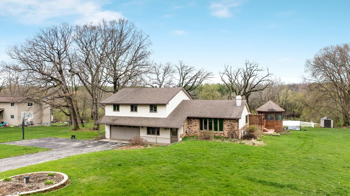 8604 Carradale Drive, Caledonia, IL 61011