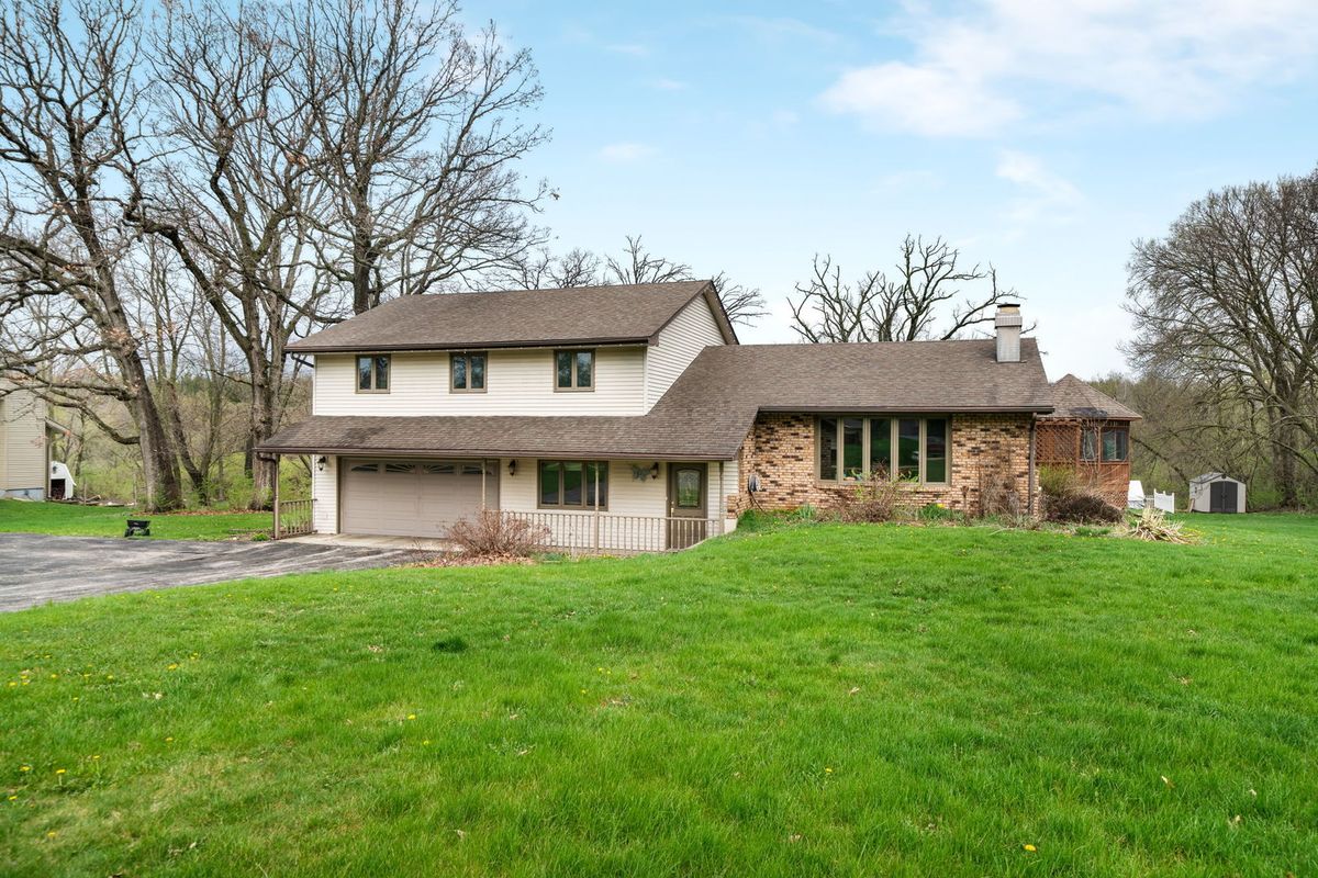 8604 Carradale Drive, Caledonia, IL 61011