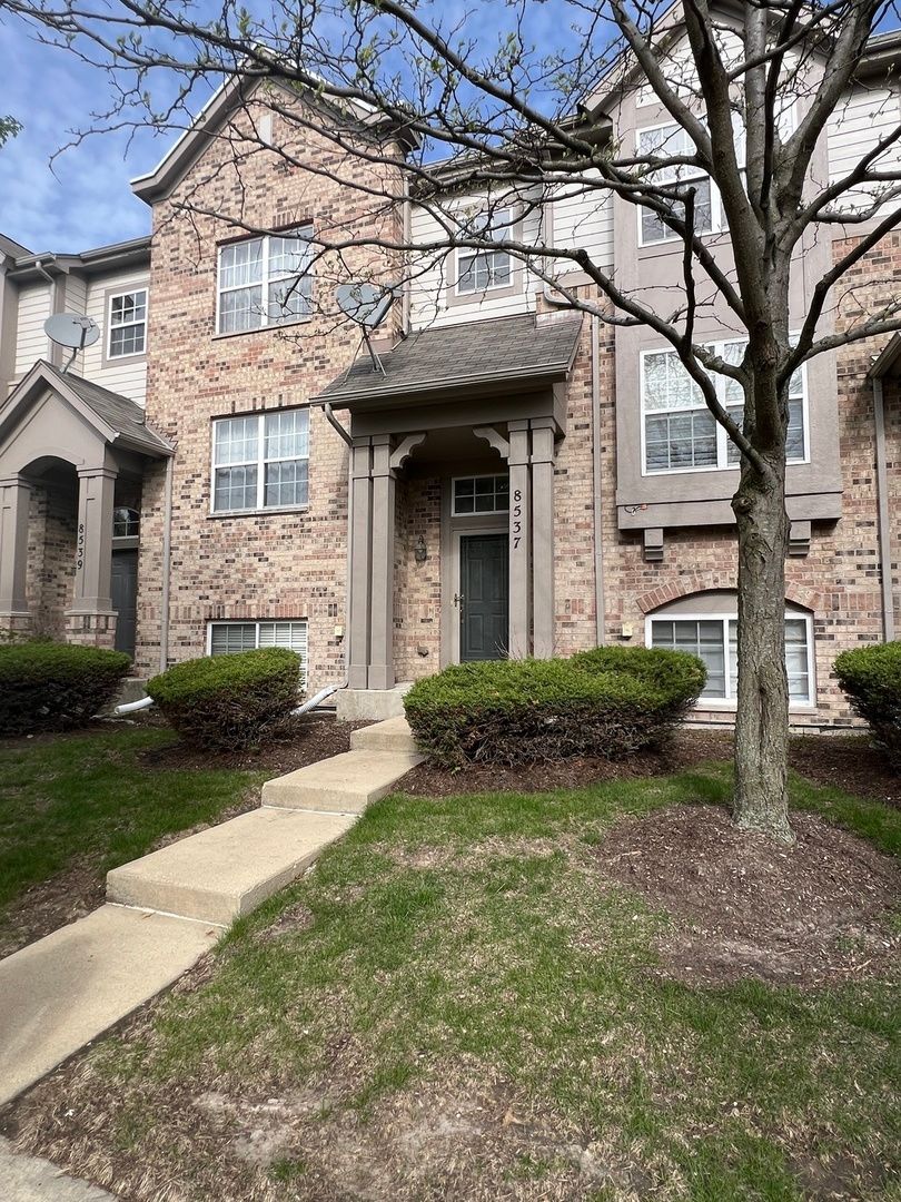 8537 Grove Street — Morton Grove, IL 60053