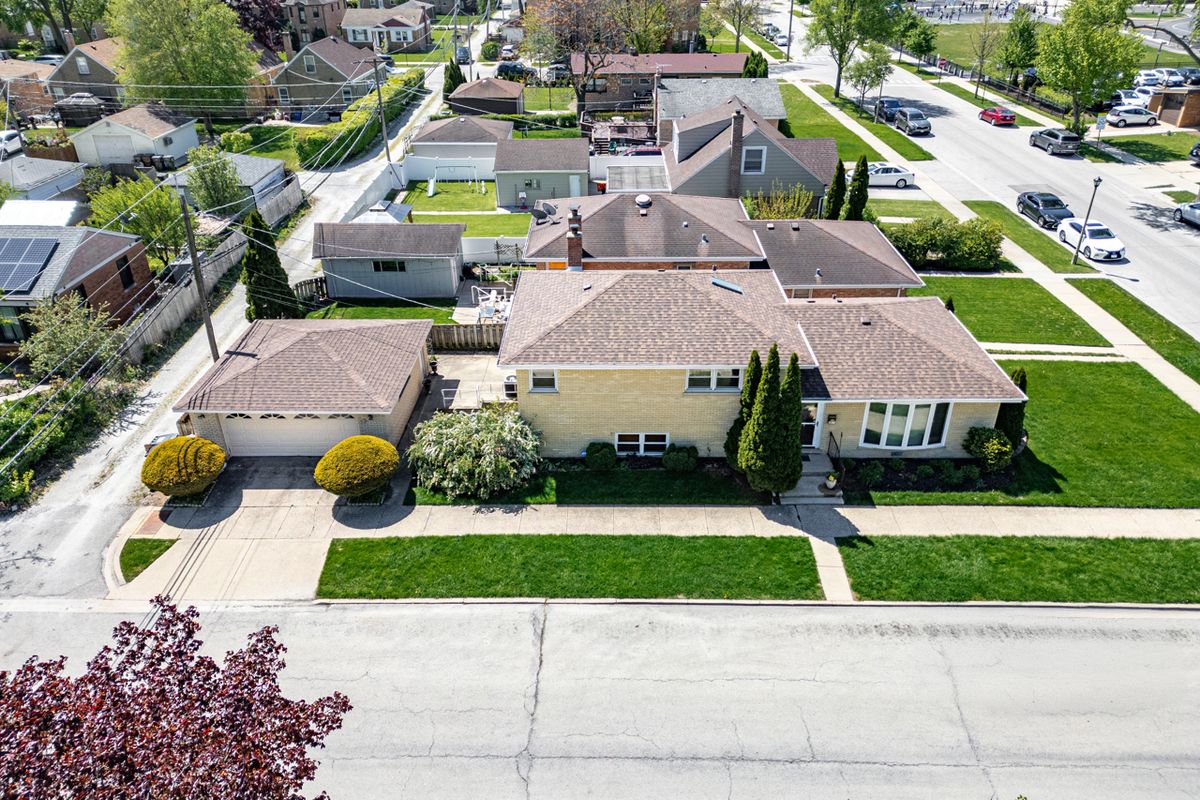 3873 Brummel Street, Skokie, IL 60076