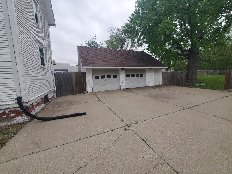 211 S West Street, Cambridge, IL 61238