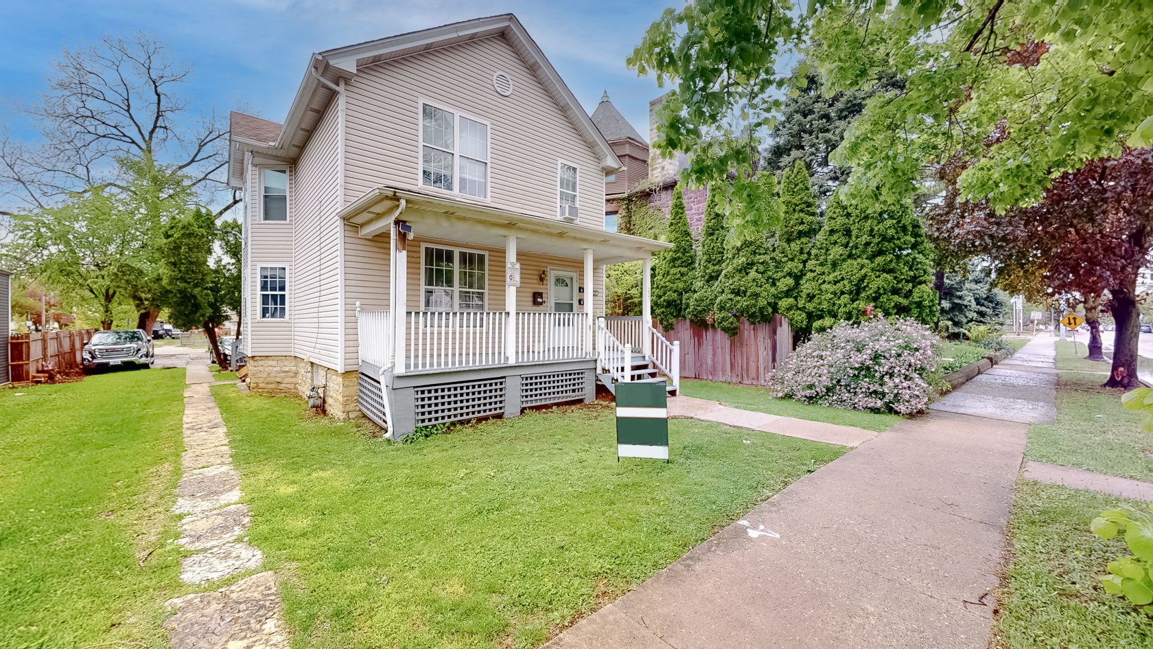 221 N Hickory Street — Joliet, IL 60435