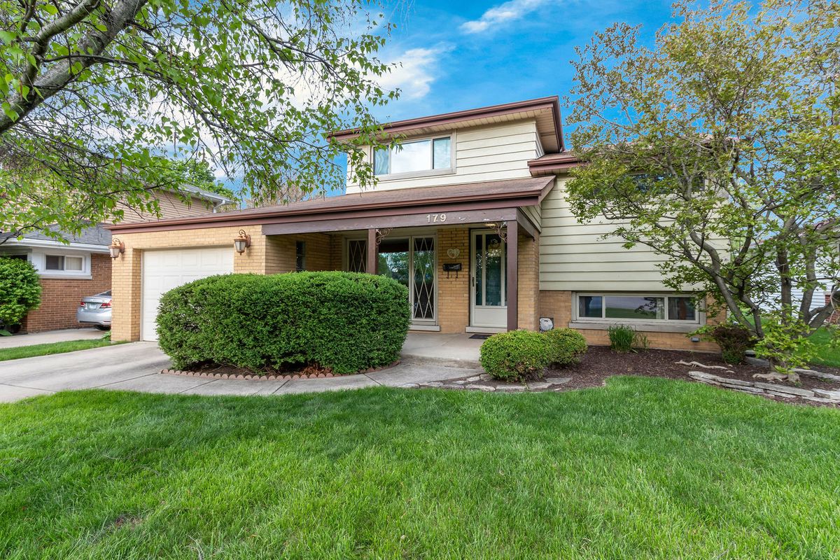 179 Hampshire Avenue, Elmhurst, IL 60126