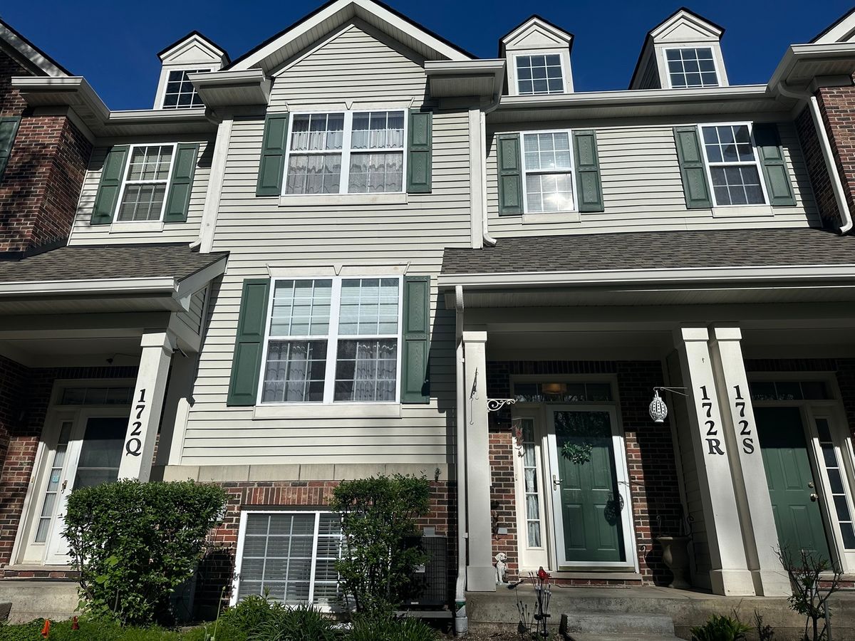 172 East River Road, Des Plaines, IL 60016
