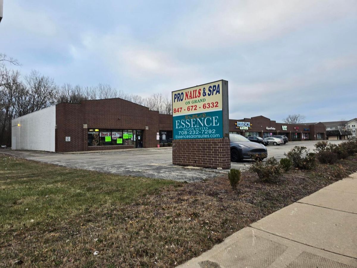 3701 Grand Avenue, Gurnee, IL 60031
