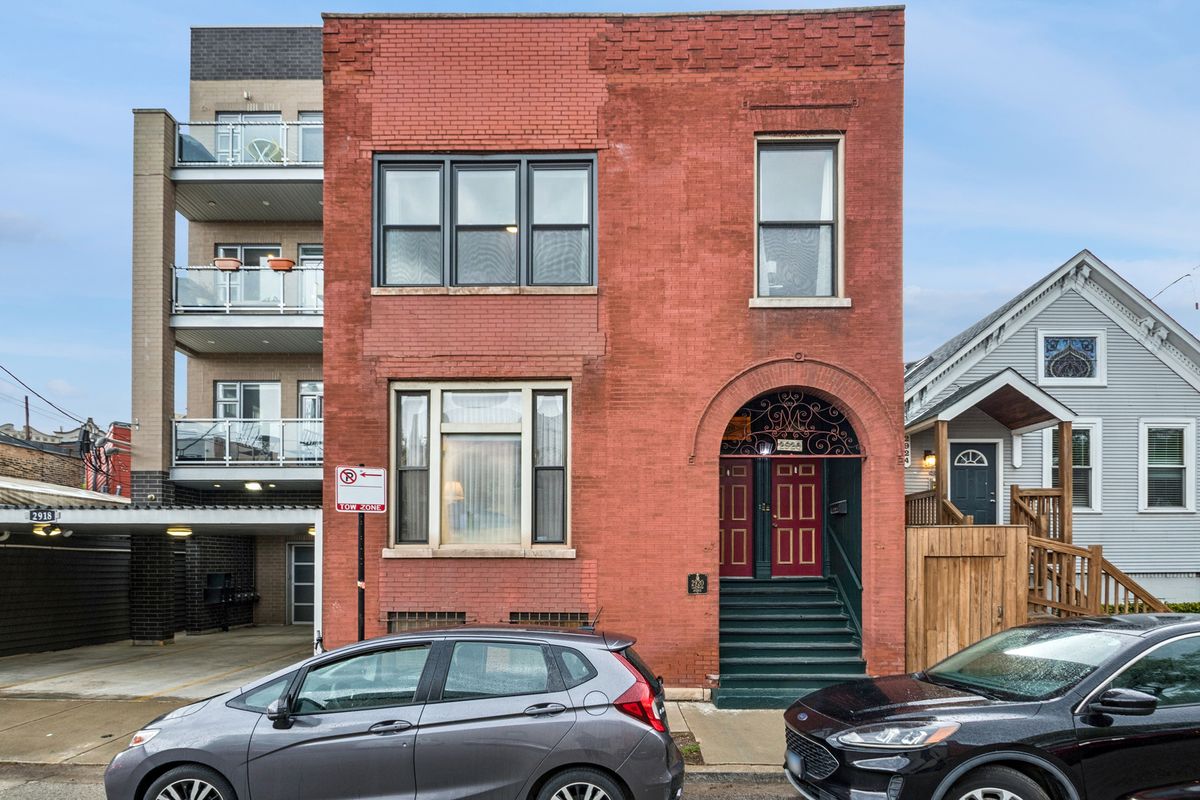 2920 LAKEWOOD Avenue, Chicago, IL 60657