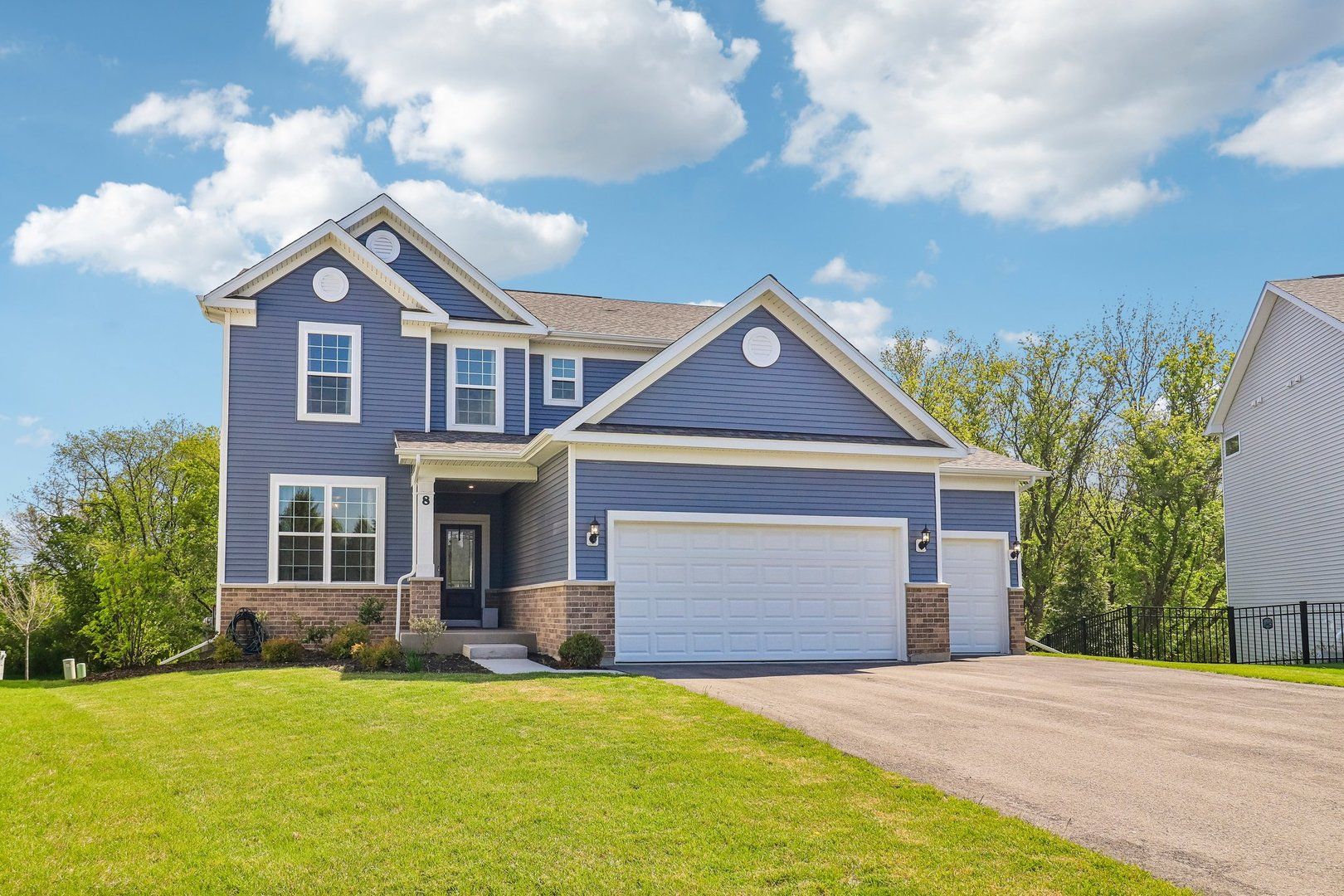 8 Liam Court — Algonquin, IL 60102