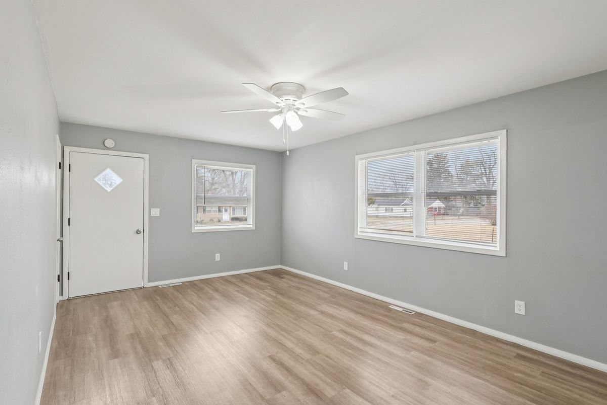 1134 Franklin Avenue, Winthrop Harbor, IL 60096