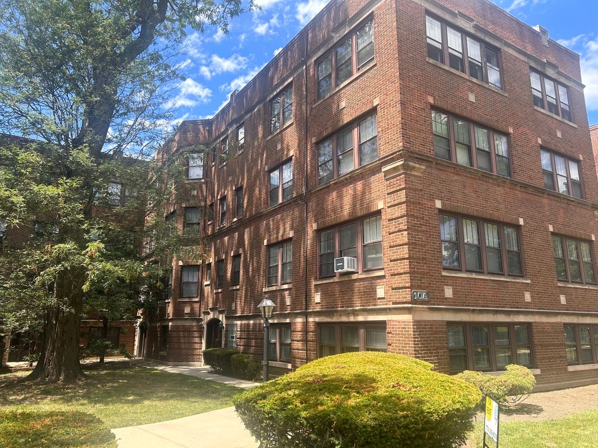 104 Lincoln Avenue, Riverside, IL 60546