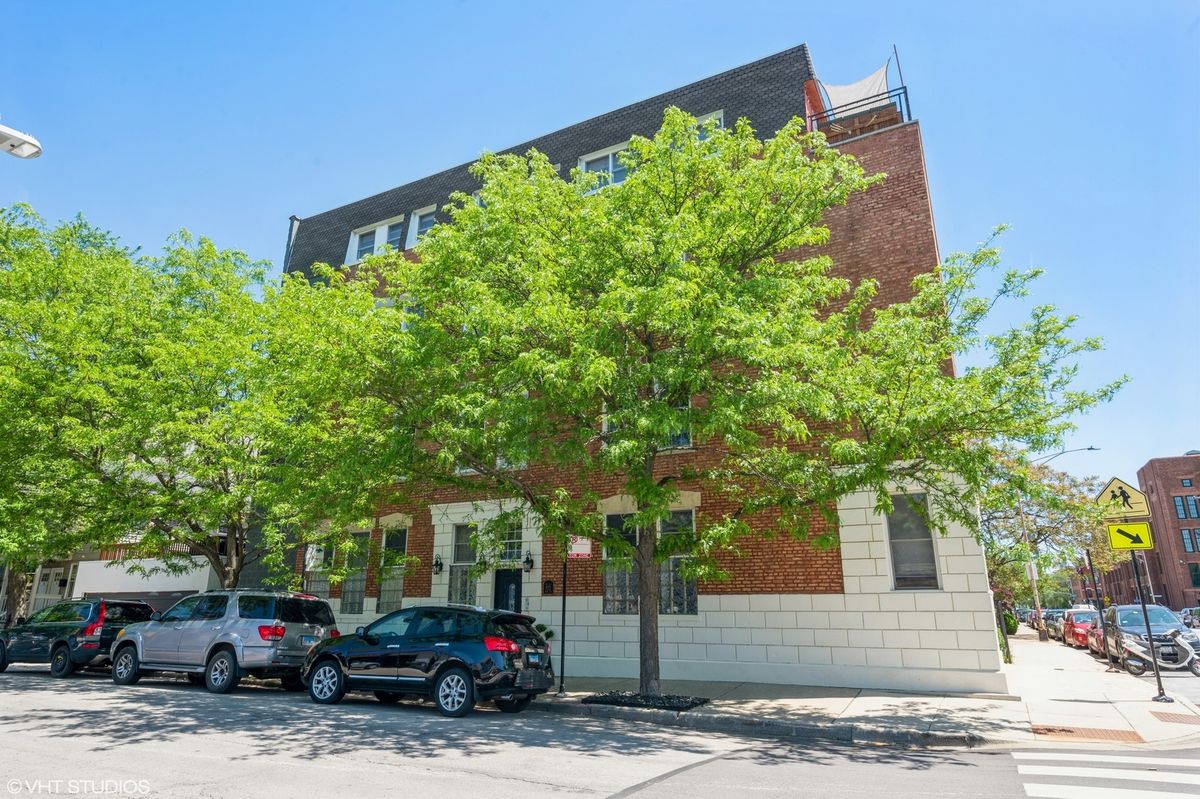 1001 Paulina Street, Chicago, IL 60622