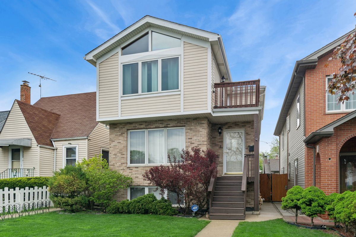 3217 Paris Avenue, Chicago, IL 60634