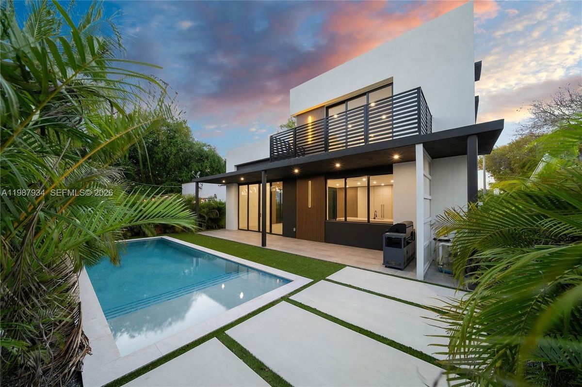 536 NW 48th Street, Miami, FL 33127