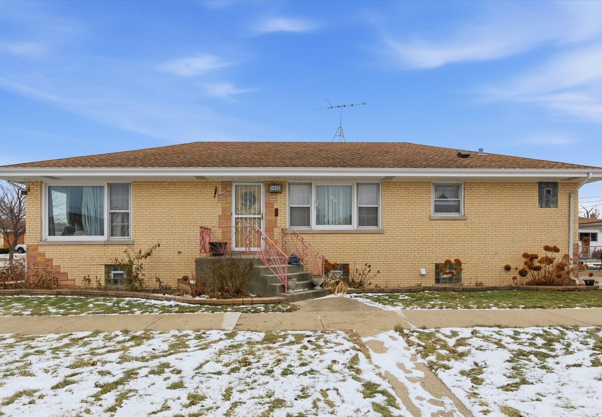 4724 N Ozark Avenue, Norridge, IL 60706