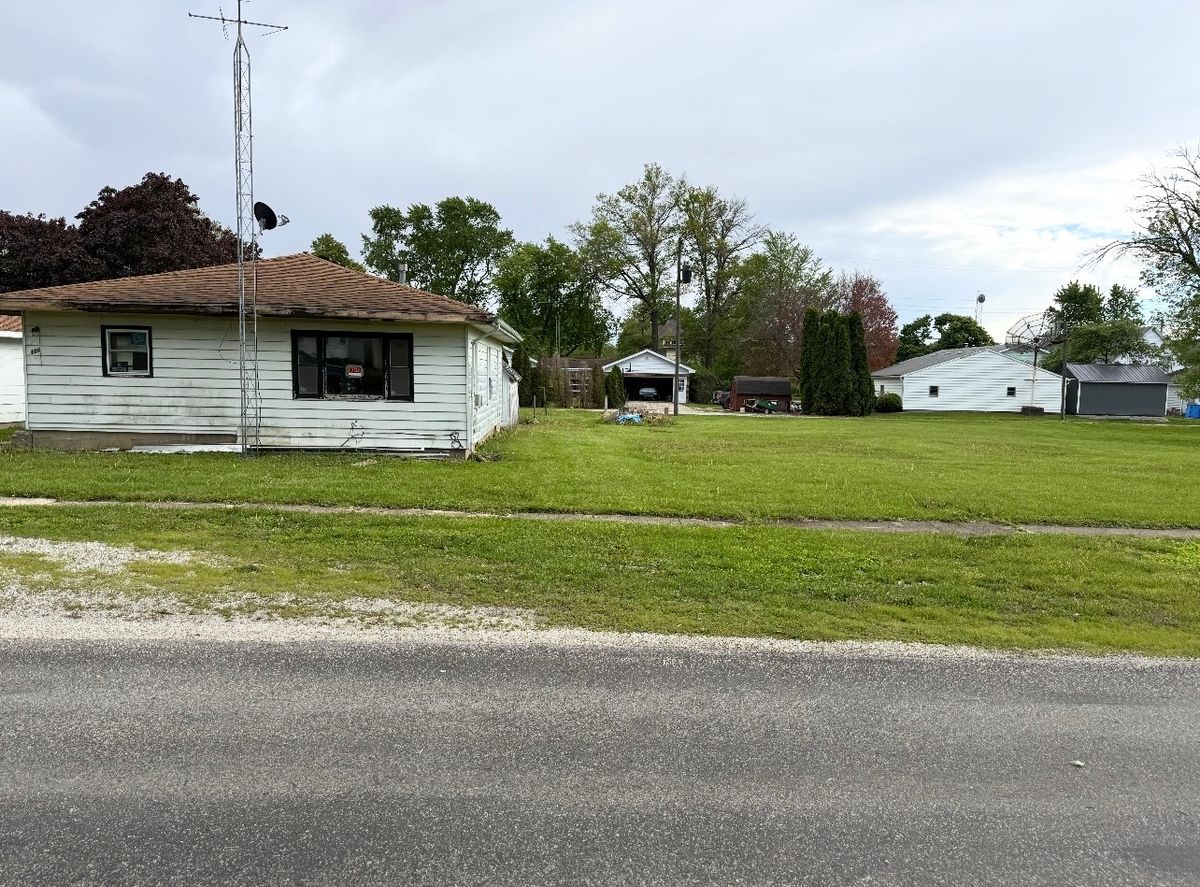 105 Columbus Street, Sibley, IL 61773