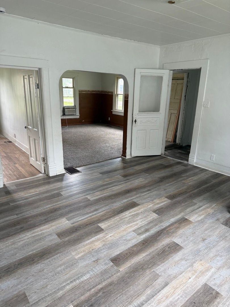 105 W Columbus Street, Sibley, IL 61773