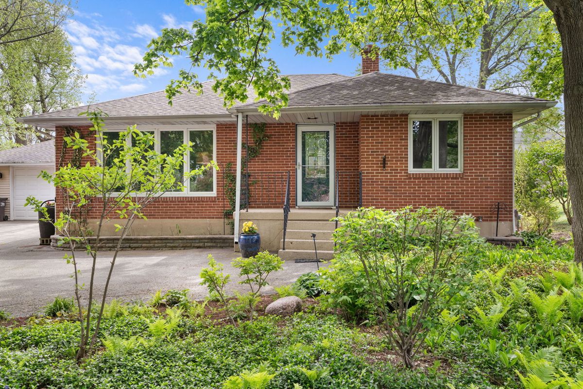 389 Poplar Street, Crystal Lake, IL 60014